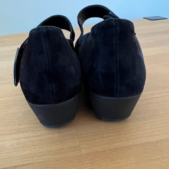 Mephisto Kimona Black Suede Leather Wedge‎ Mary Jane Metal Strap Comfort Shoe - Picture 8 of 11